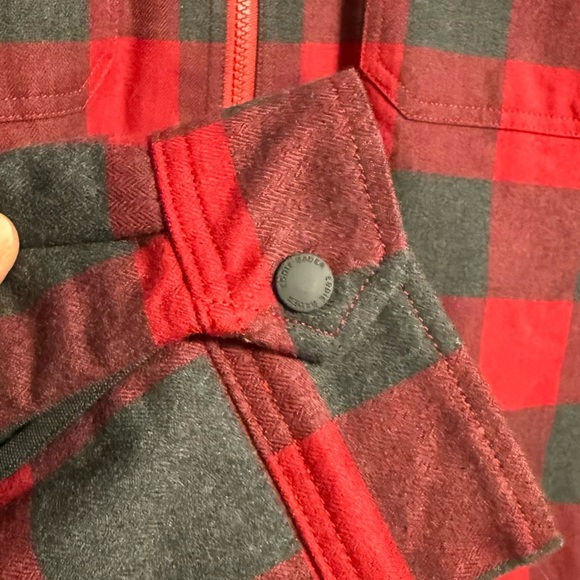 Eddie Bauer Shirt Mens 2XL Plaid Buffalo Shacket Sherpa Lined Button Up - Picture 6 of 9